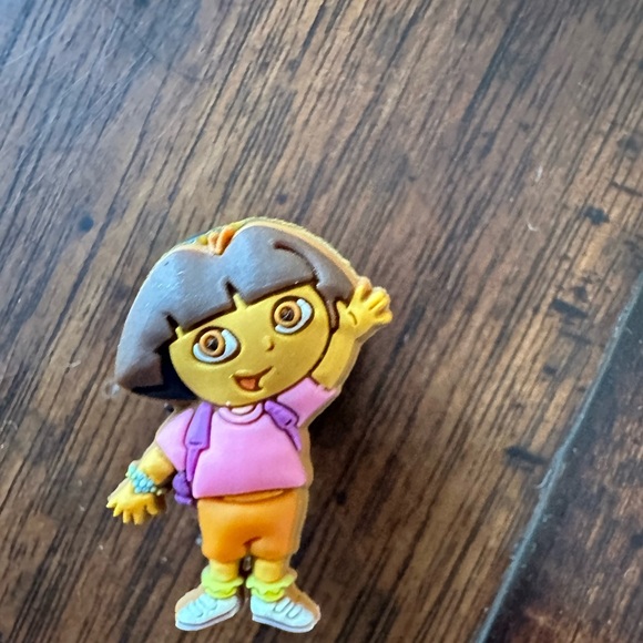 CROCS Jibbitz Charm Dora Explorer Rare - Picture 1 of 2